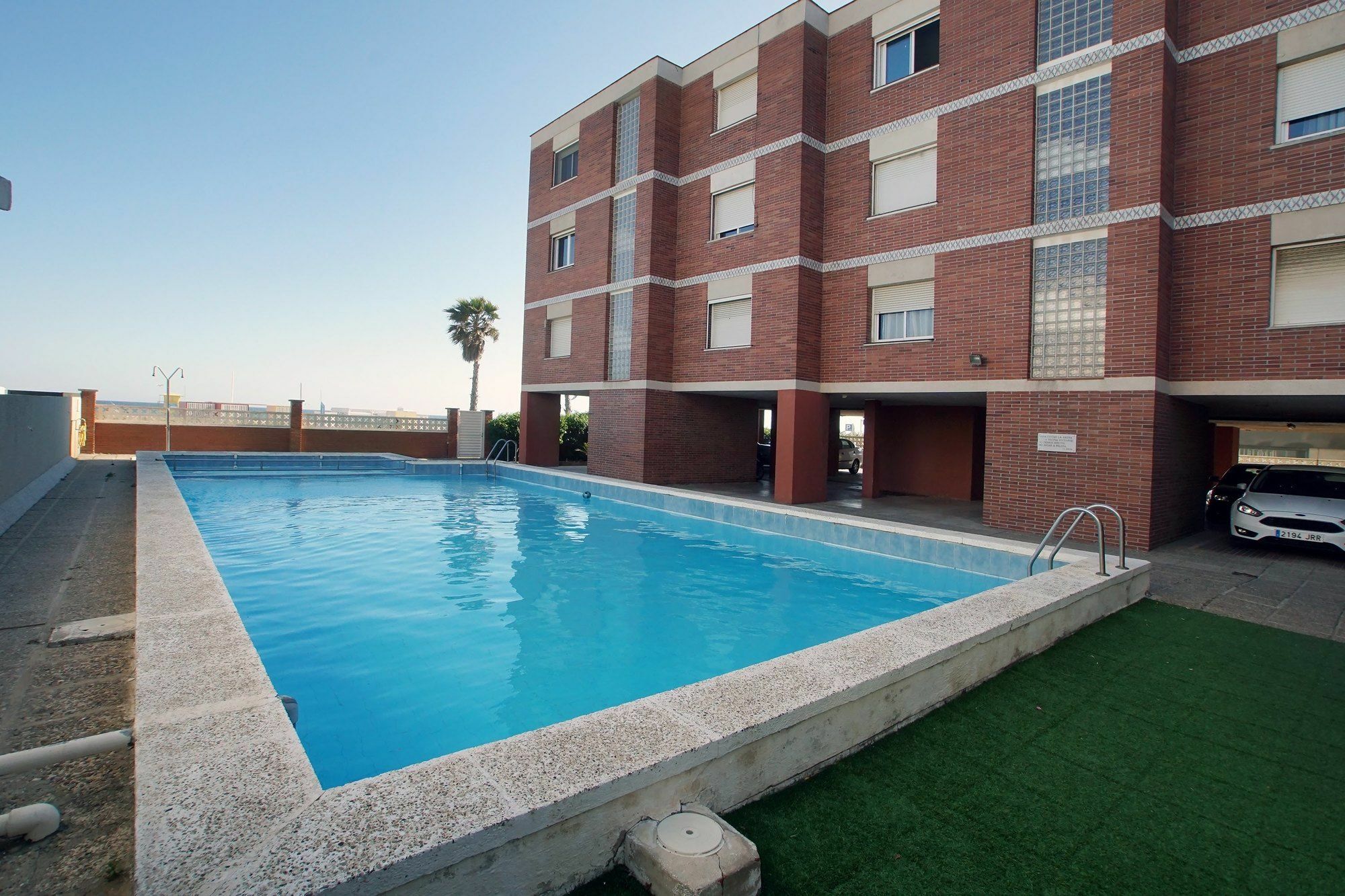 Calaluz Be My Guest Castelldefels Exterior foto
